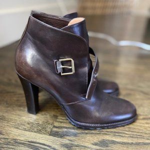 Ralph Lauren brown leather ankle booties, size 9?, heel ?